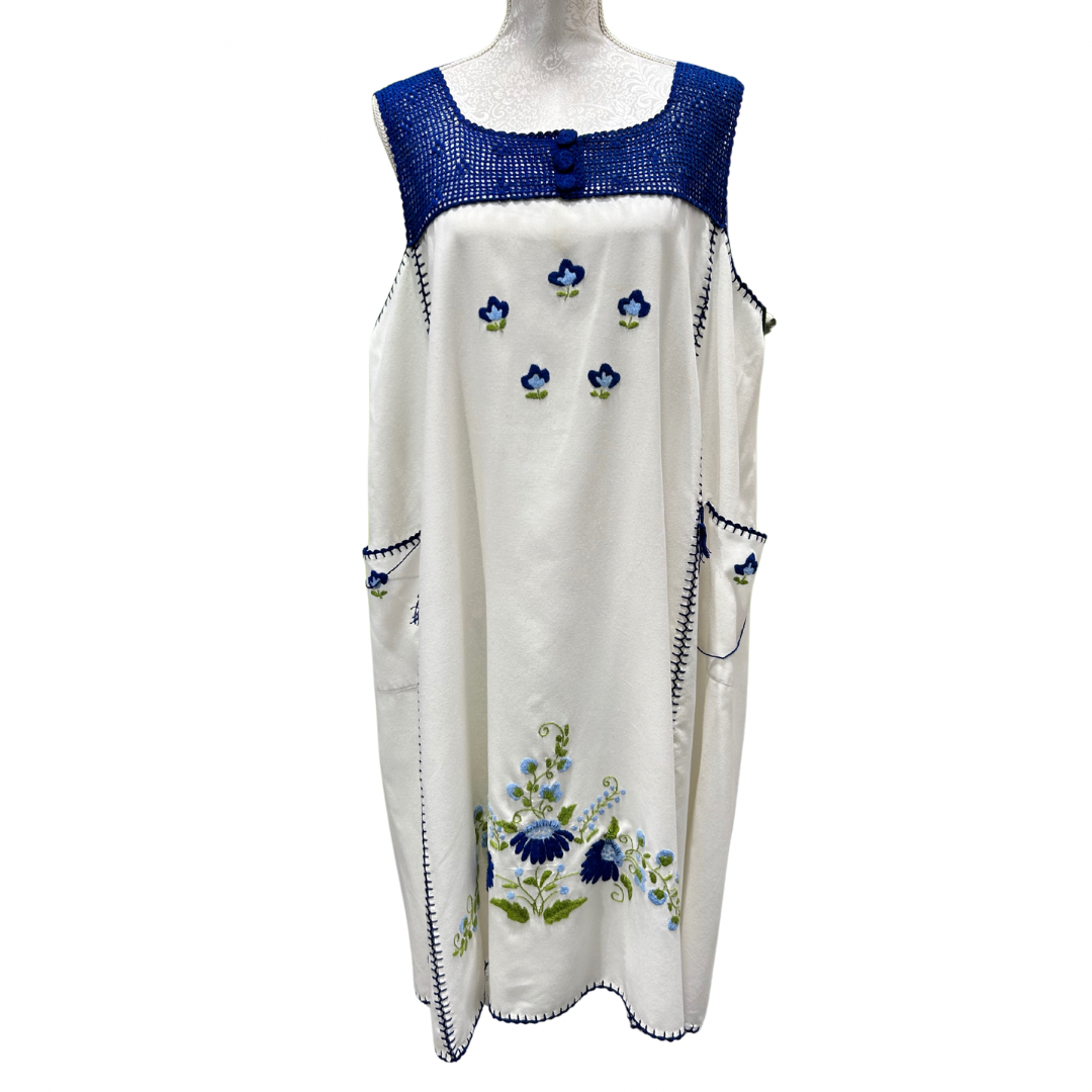 60’s Handmade Crochet & Embroidered Prairie Smock Dress